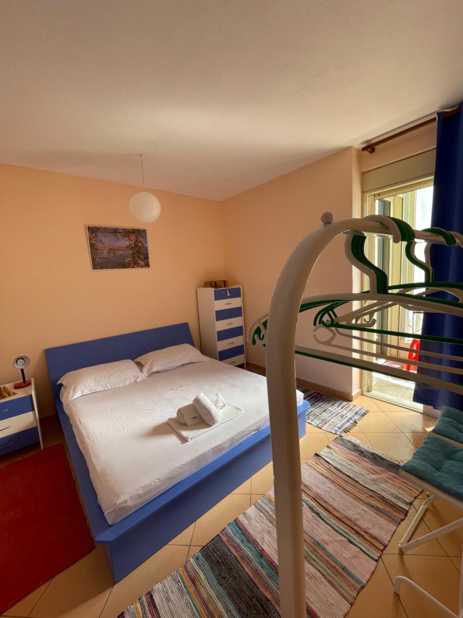 Kristi Apartment 2 Min To Sea Netflix & Espresso Station Sarandë 外观 照片
