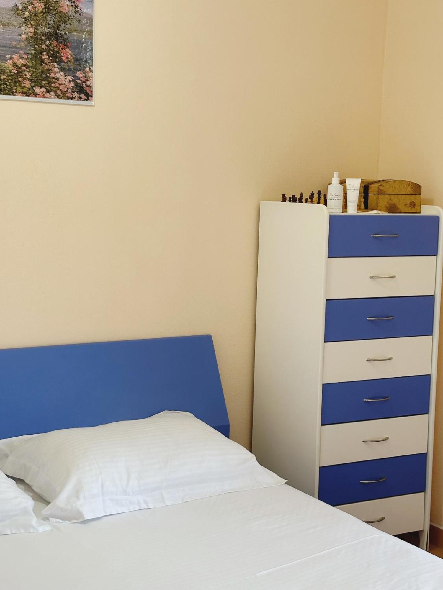 Kristi Apartment 2 Min To Sea Netflix & Espresso Station Sarandë 外观 照片