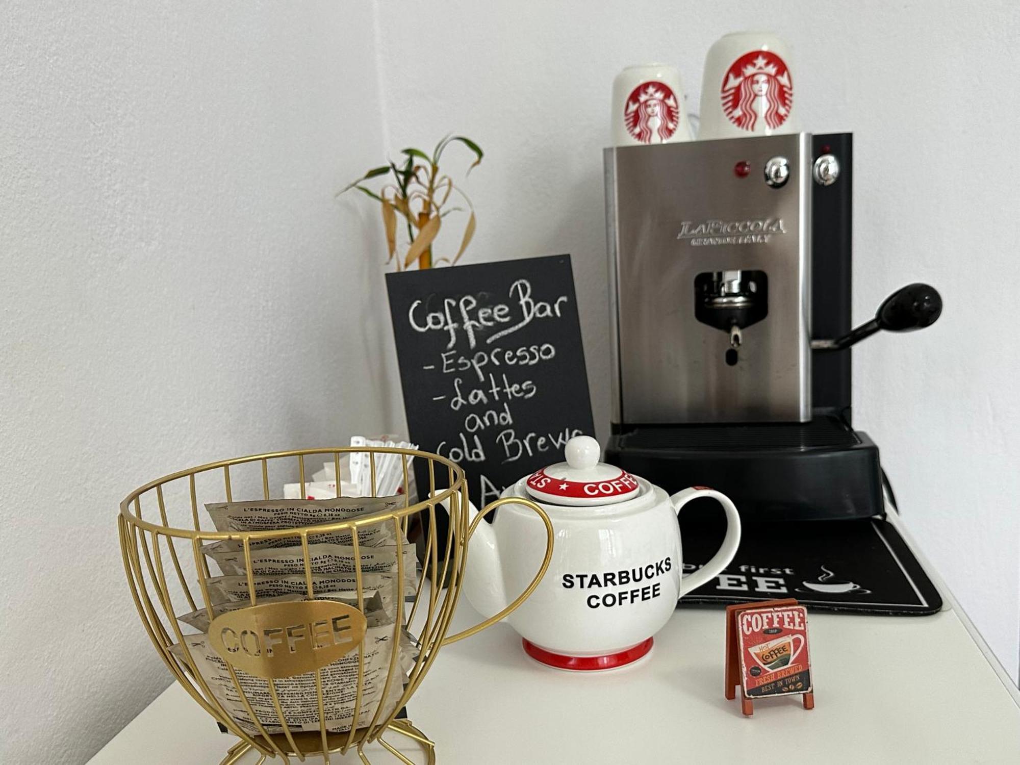 Kristi Apartment 2 Min To Sea Netflix & Espresso Station Sarandë 外观 照片